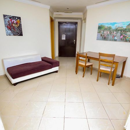 Budget Rooms With Private Bathroom For 'Girls' Only In Dubai, Marina Exterior foto