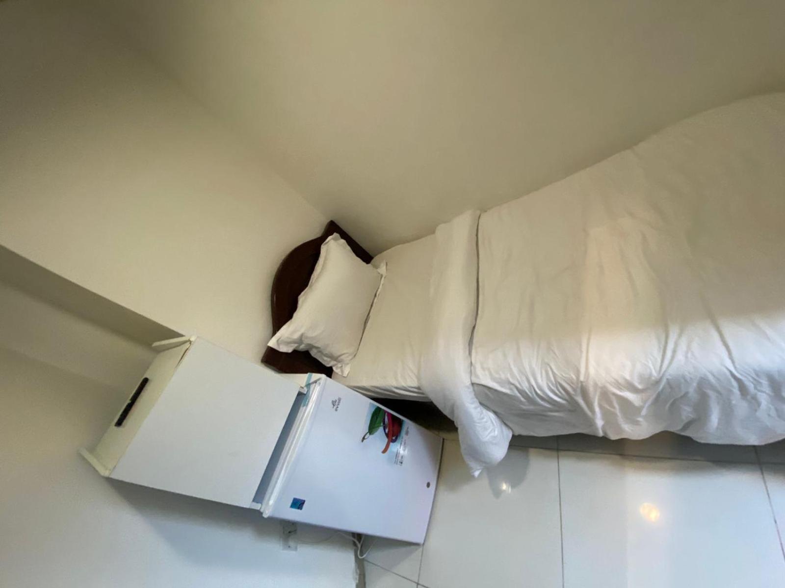 Budget Rooms With Private Bathroom For 'Girls' Only In Dubai, Marina Exterior foto