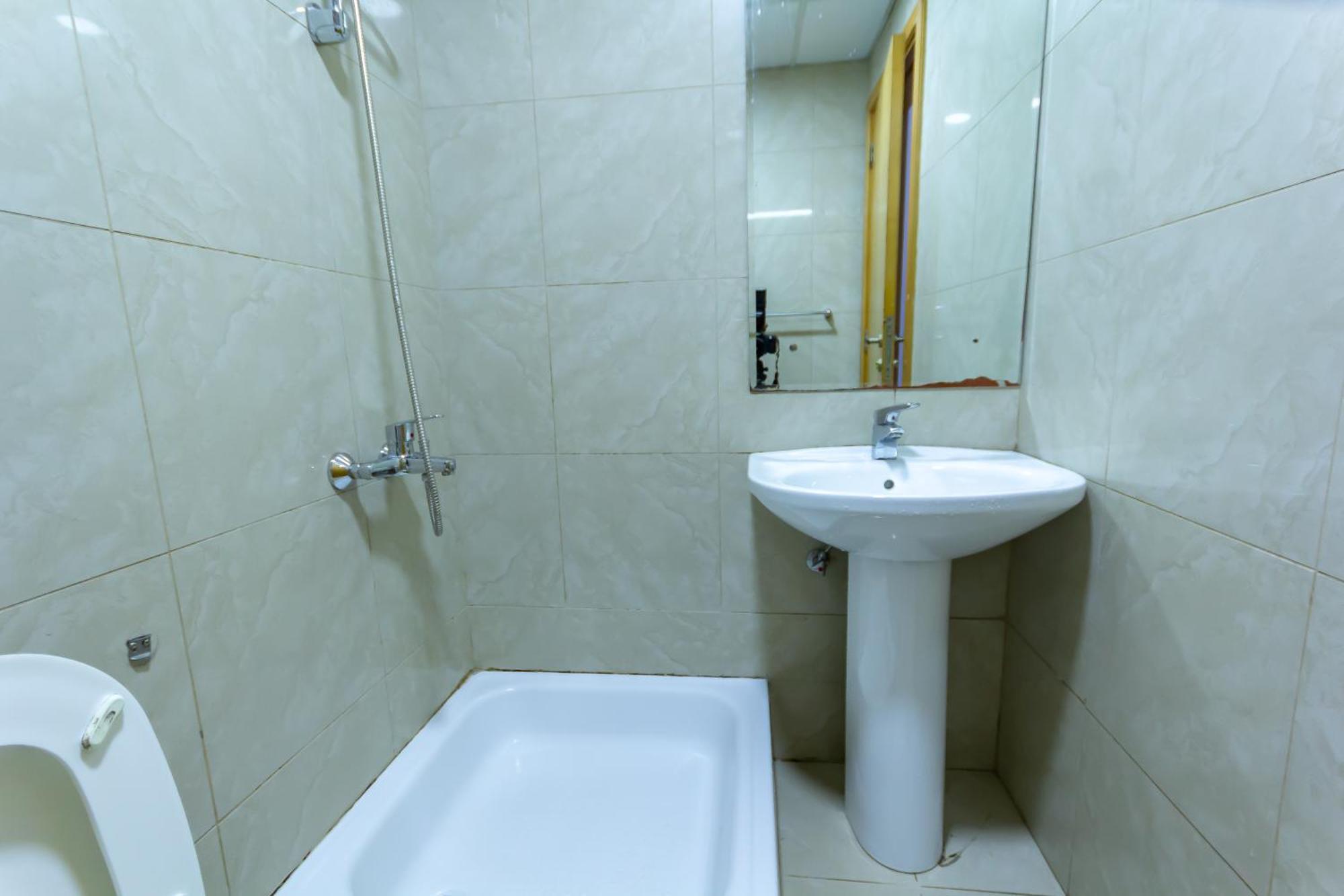 Budget Rooms With Private Bathroom For 'Girls' Only In Dubai, Marina Exterior foto