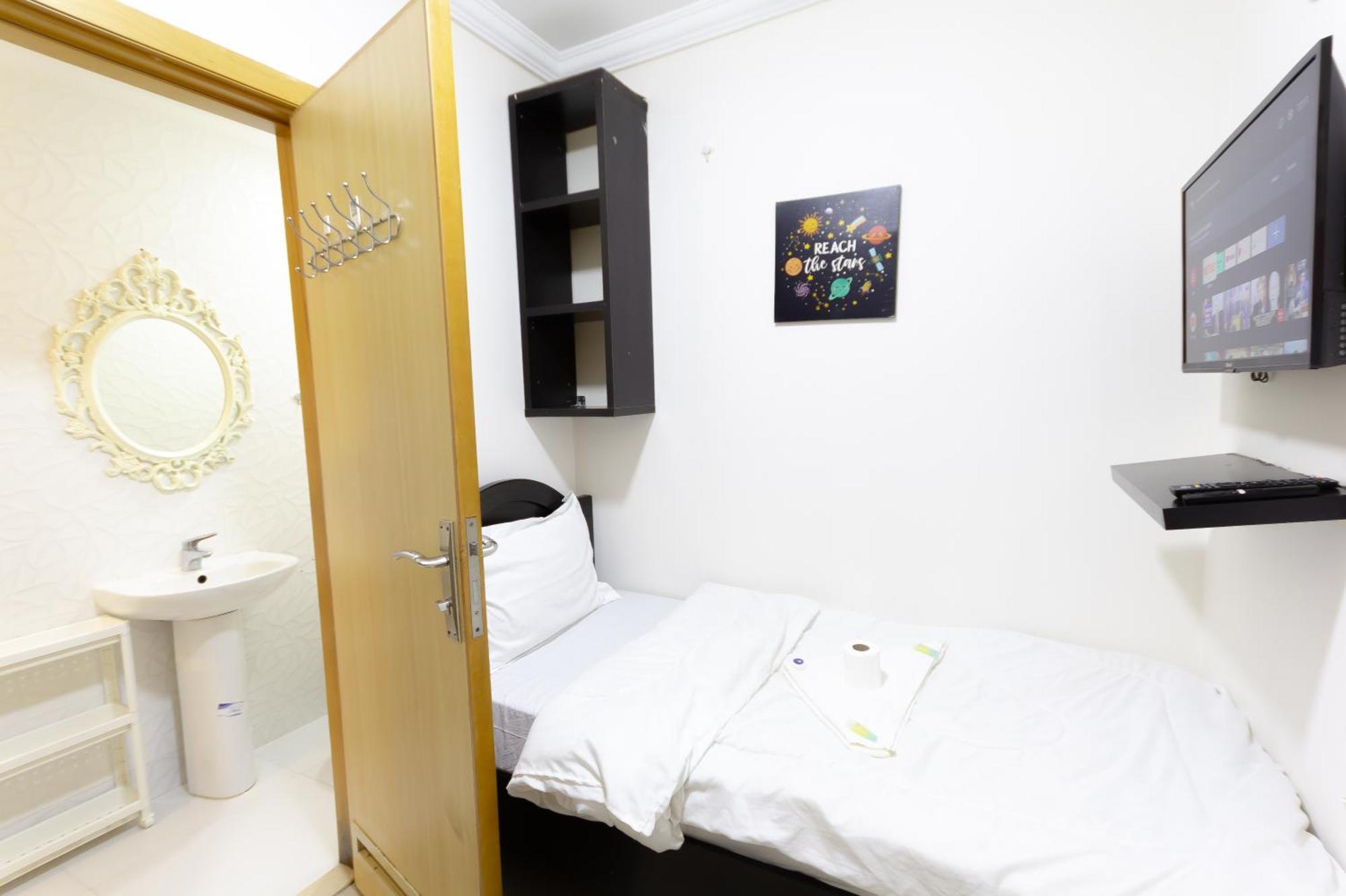 Budget Rooms With Private Bathroom For 'Girls' Only In Dubai, Marina Exterior foto