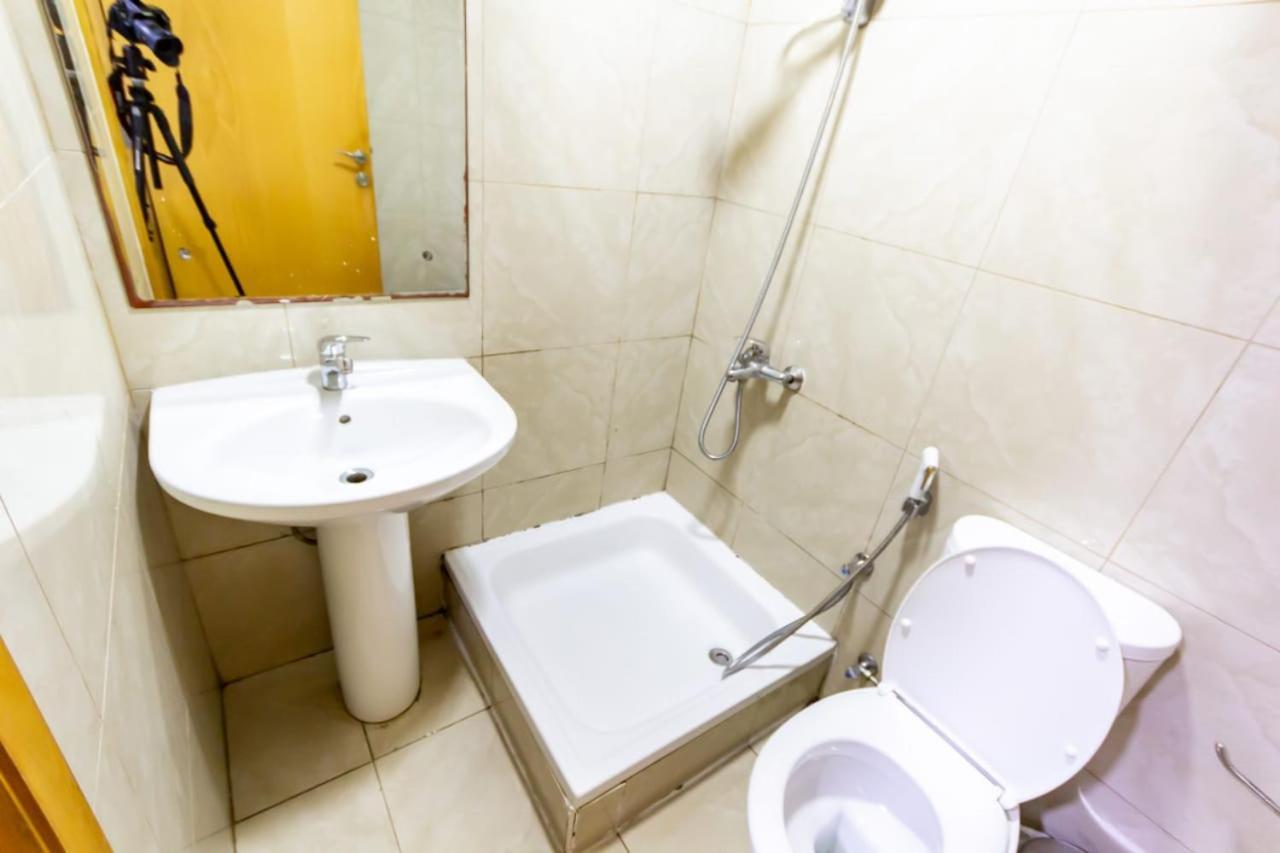 Budget Rooms With Private Bathroom For 'Girls' Only In Dubai, Marina Exterior foto